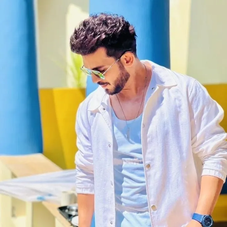 boys-stylish-dp-7 Boys Stylish Dp