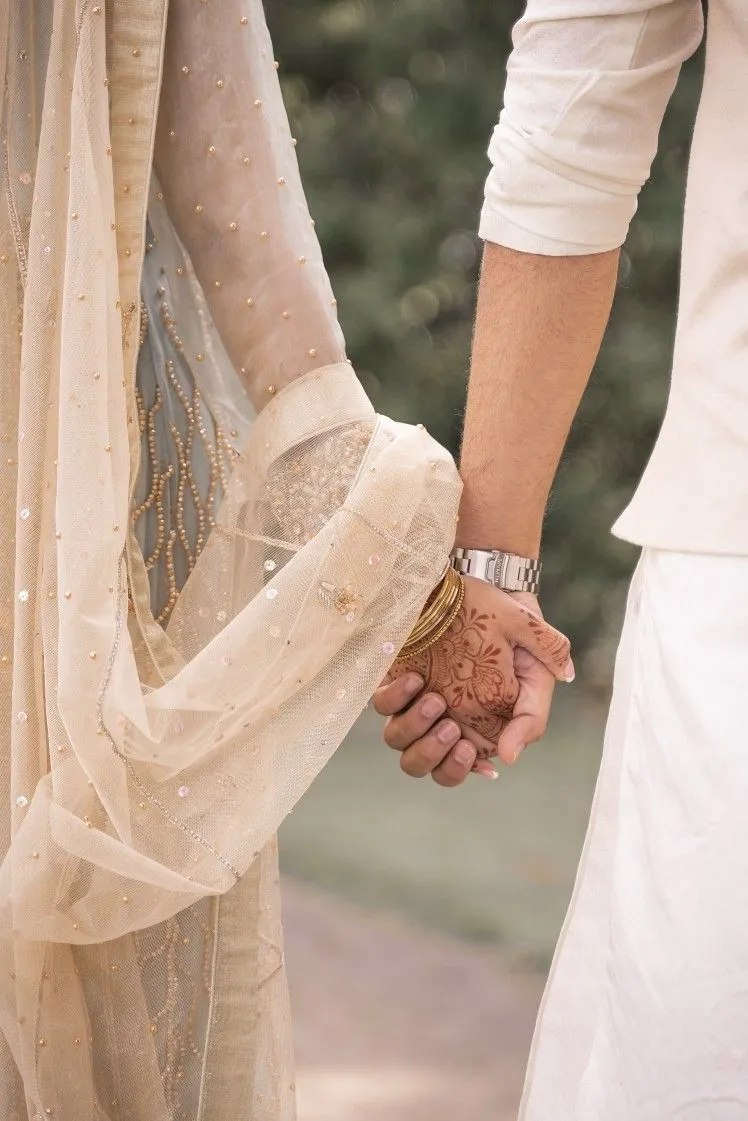 Couple Hand Pic Couple Hand Pic
