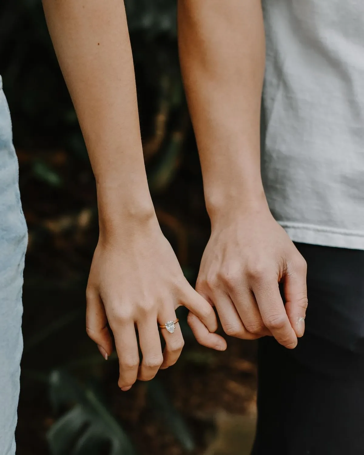 Couple Hand Pic Couple Hand Pic