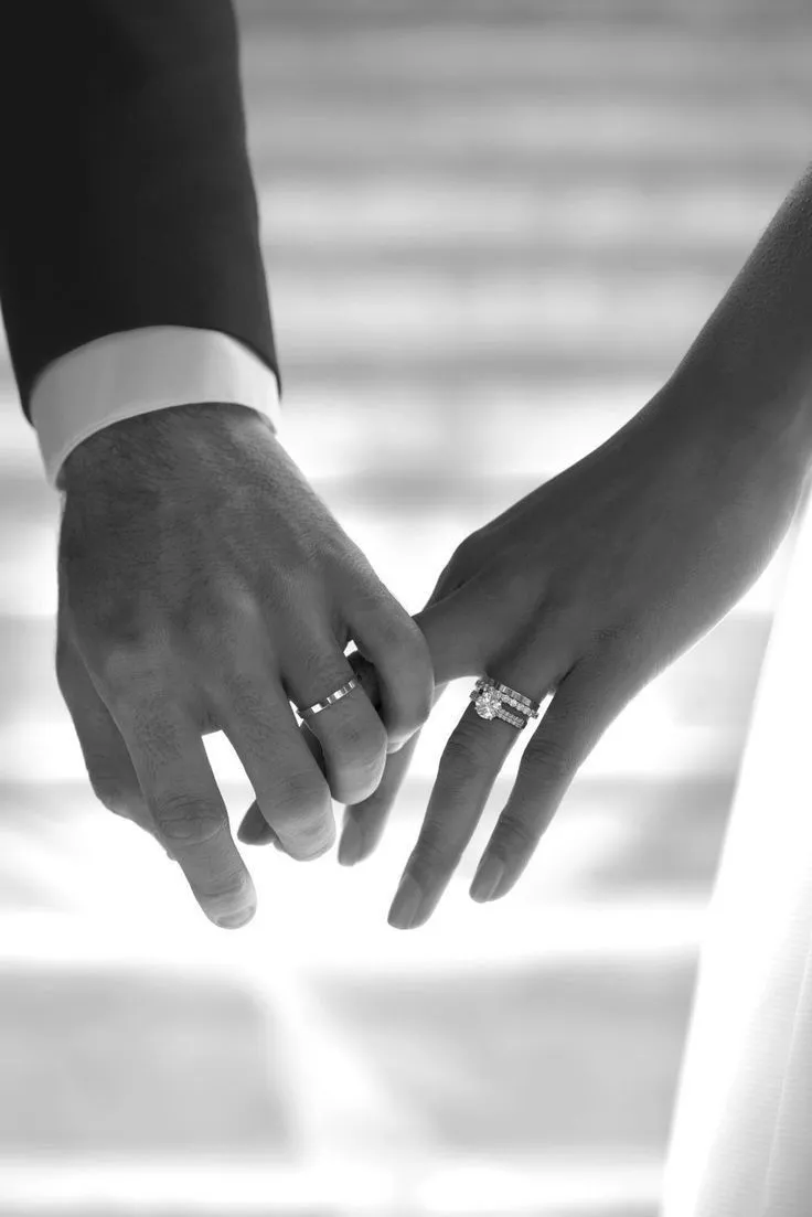 Couple Hand Pic Couple Hand Pic