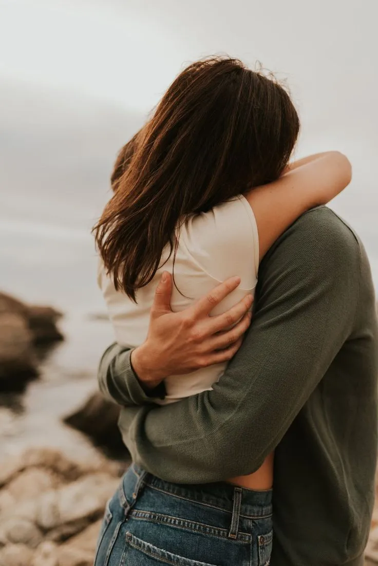couple-hug-images-2 Couple Hug Images