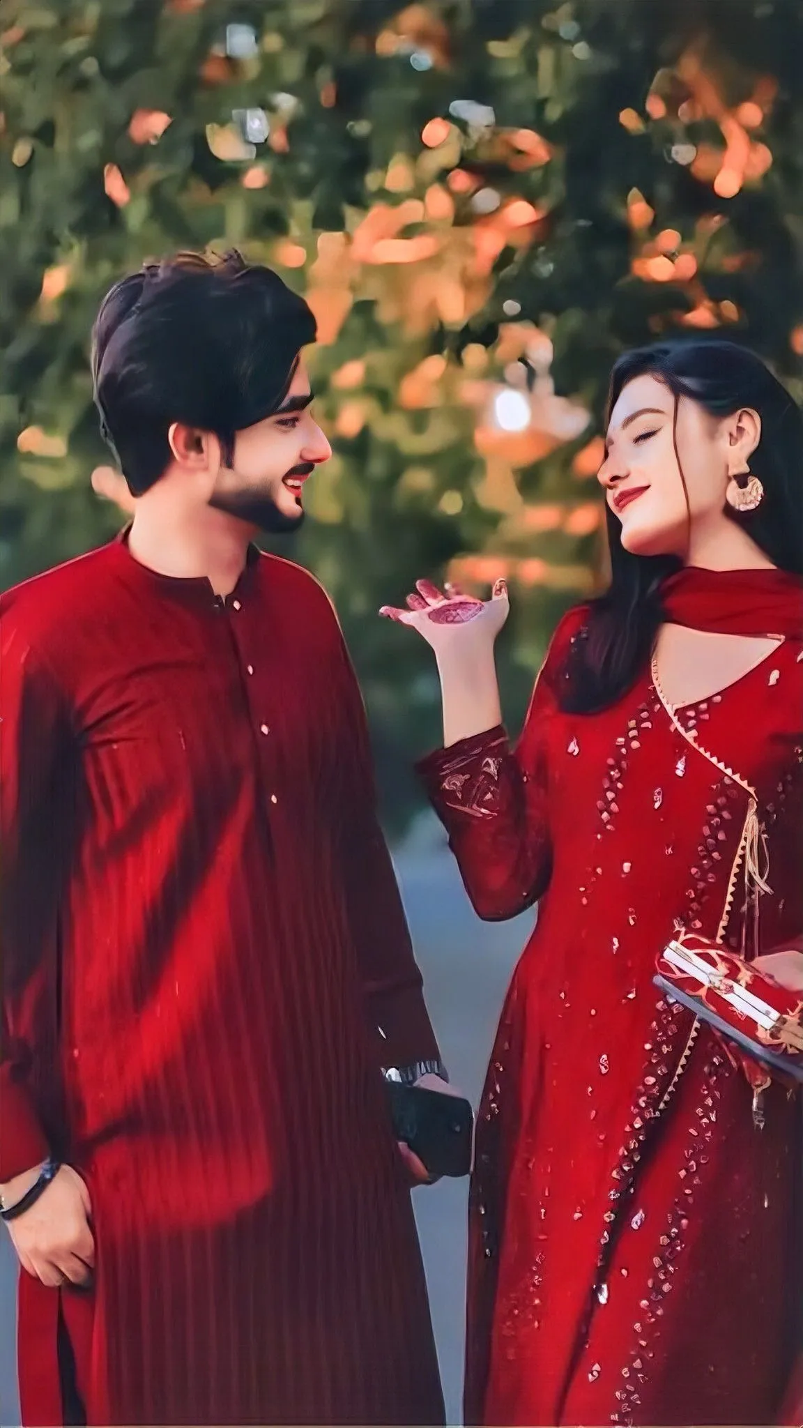 Cute Lovely Couple Pic