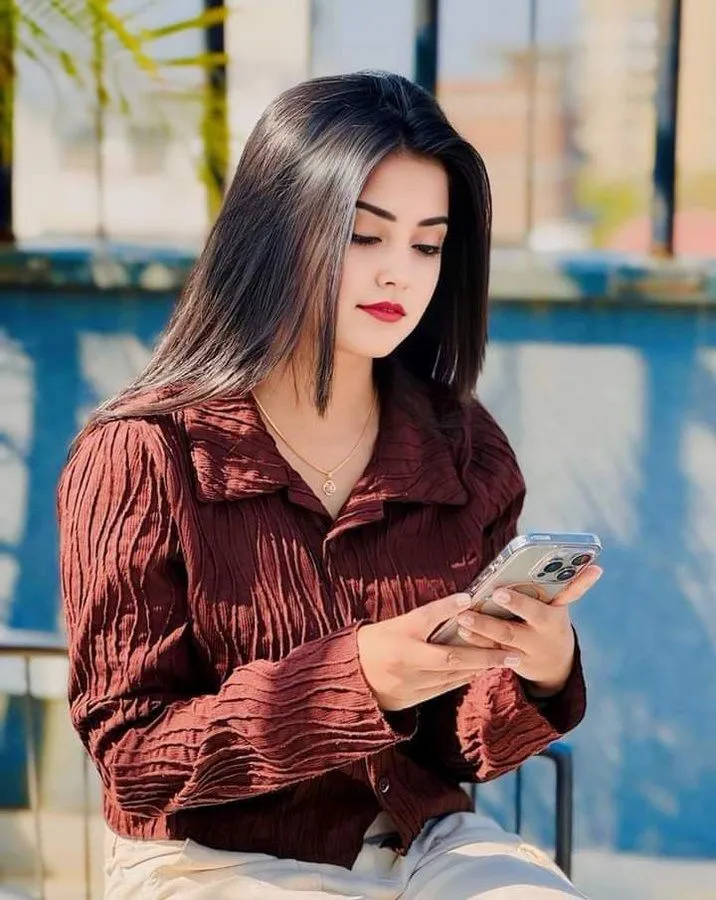 Girls Images