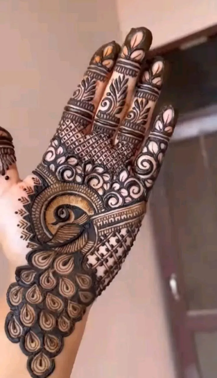 Latest Arabic Mehndi Design