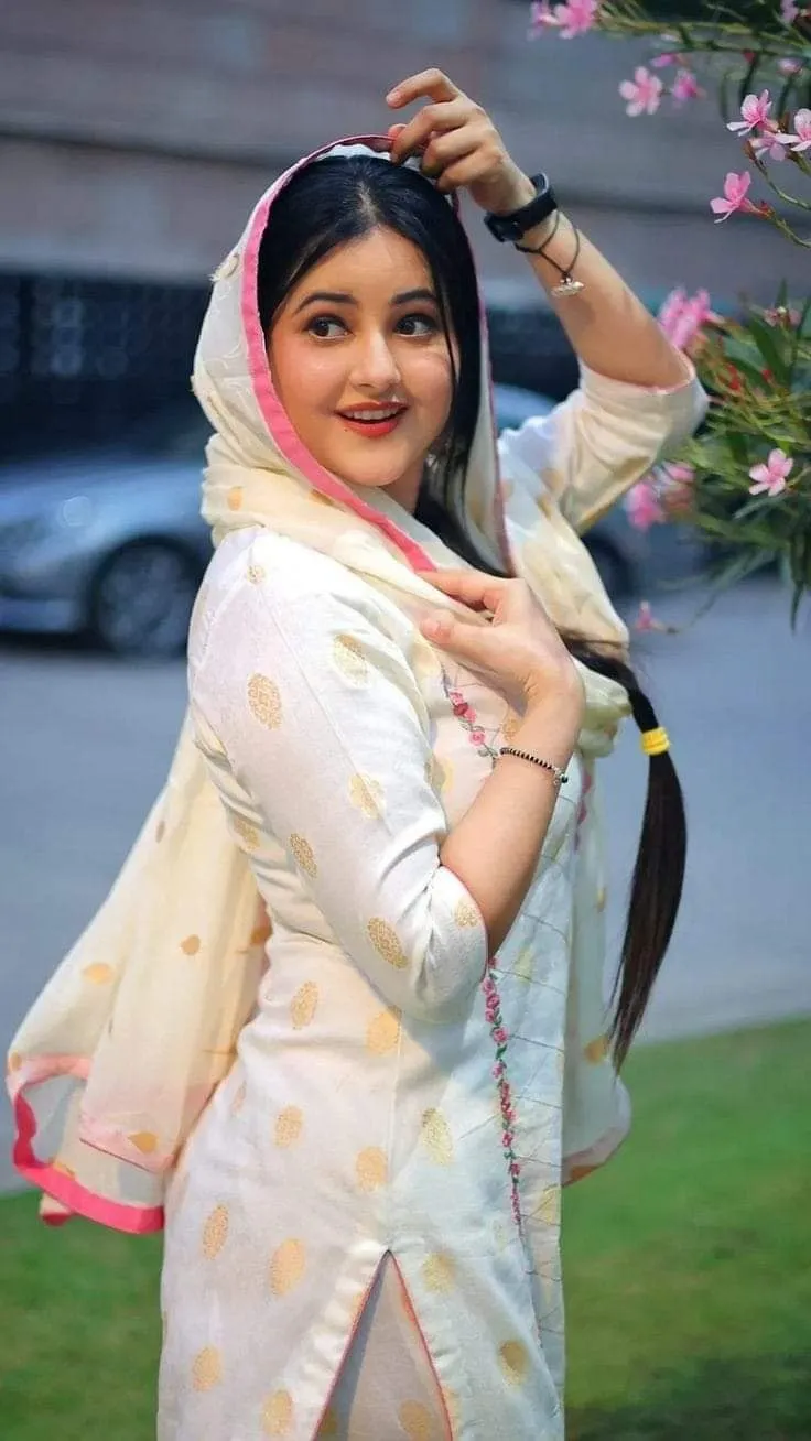 punjabi-cute-girl-pic-4 Punjabi Cute Girl Pic
