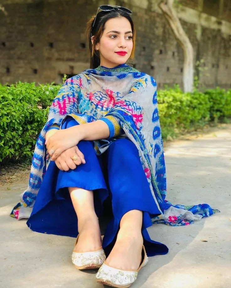 punjabi-cute-girl-pic-7 Punjabi Cute Girl Pic