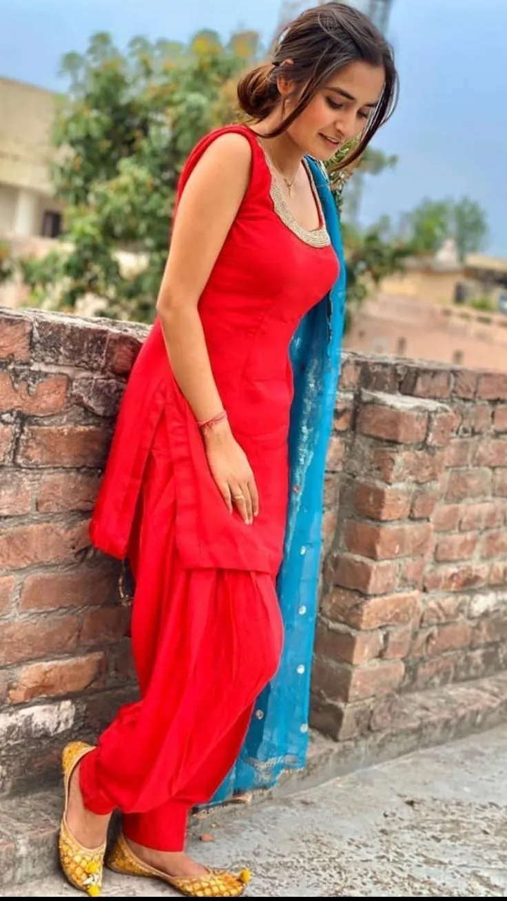 punjabi-girl-pic-2 Punjabi Girl Pic