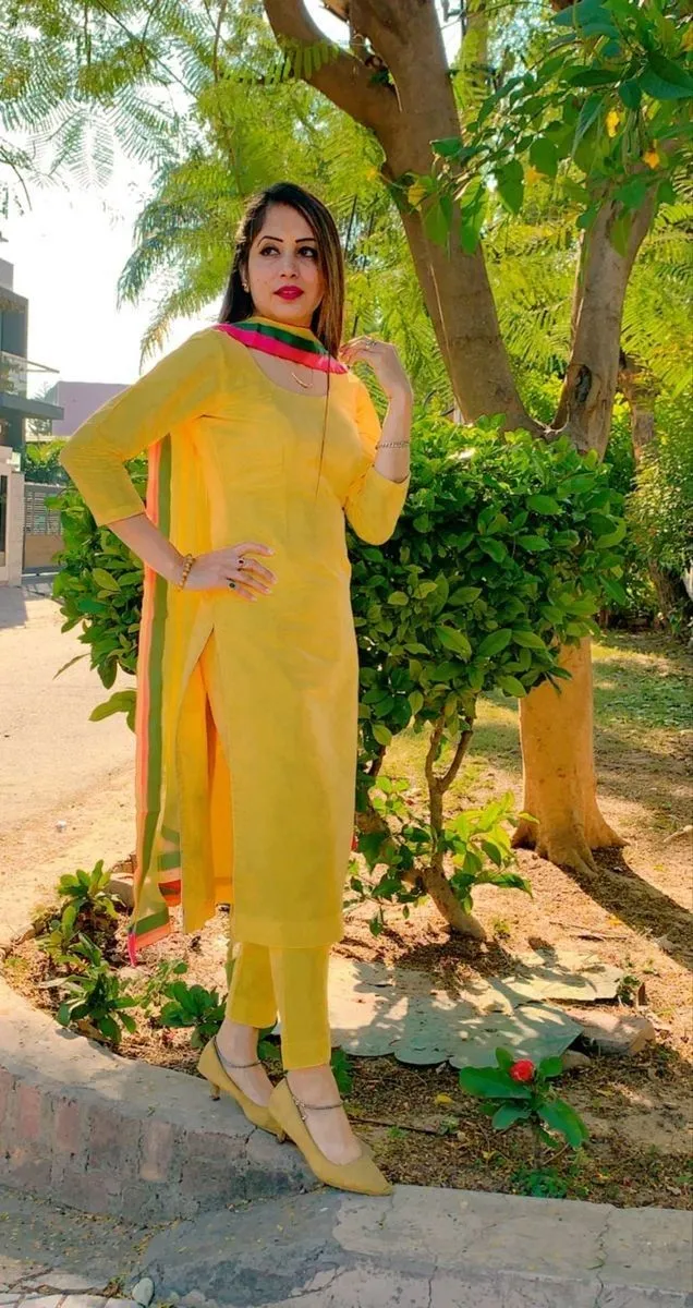 punjabi-girl-pic-for-dp-10 Punjabi Girl Pic For Dp