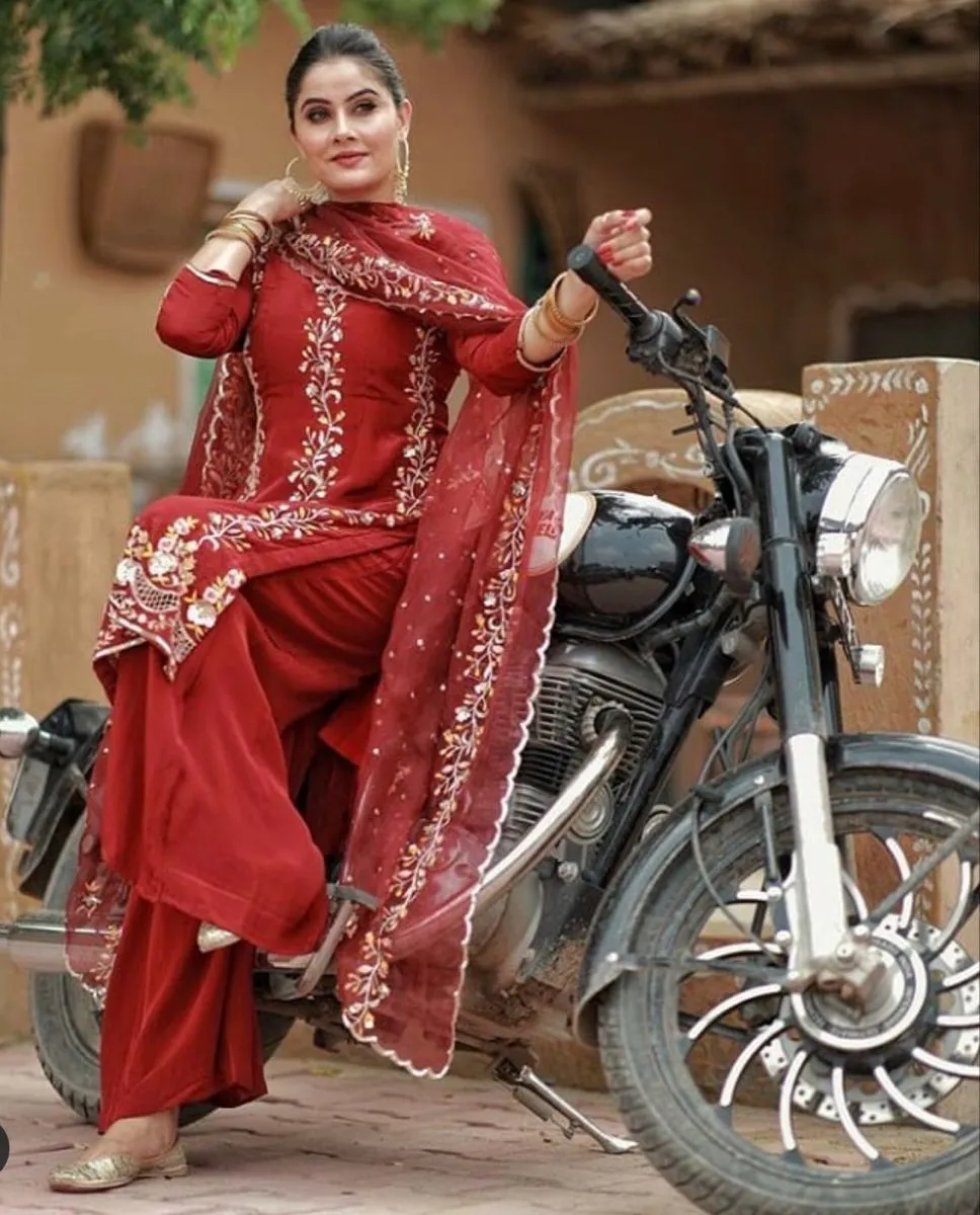 Punjabi Girl Pic For Dp