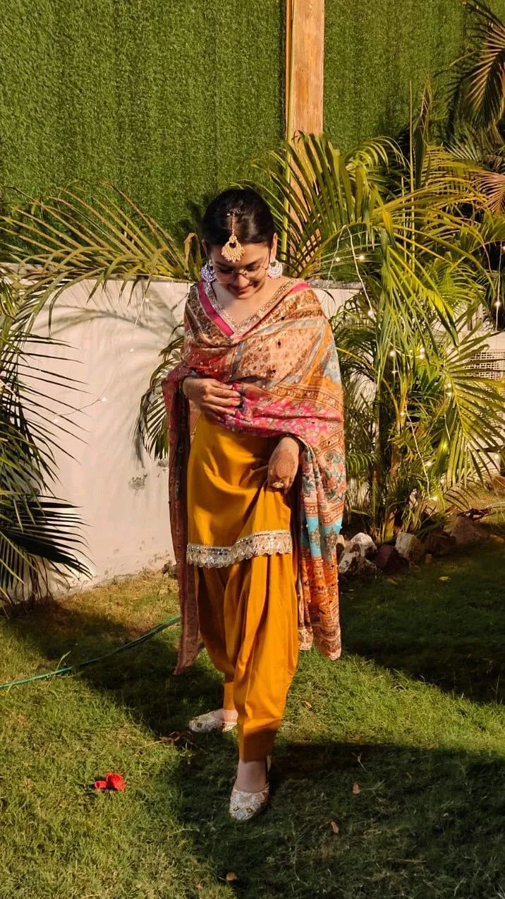 Punjabi Girl Pic For Dp