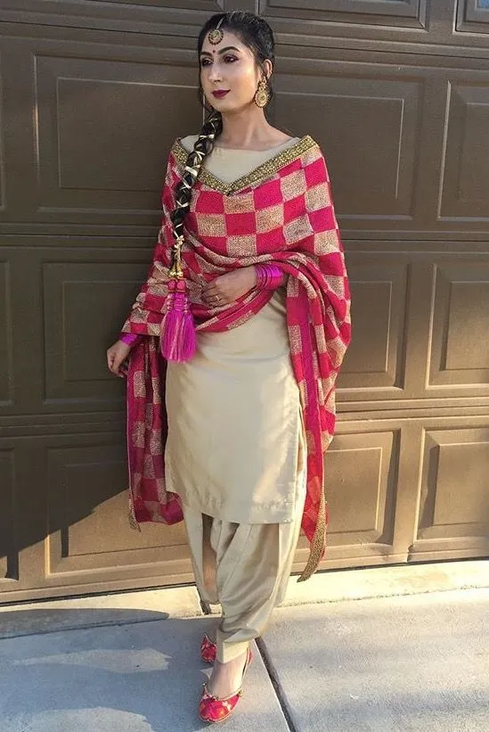 Punjabi Girl Pic For Dp