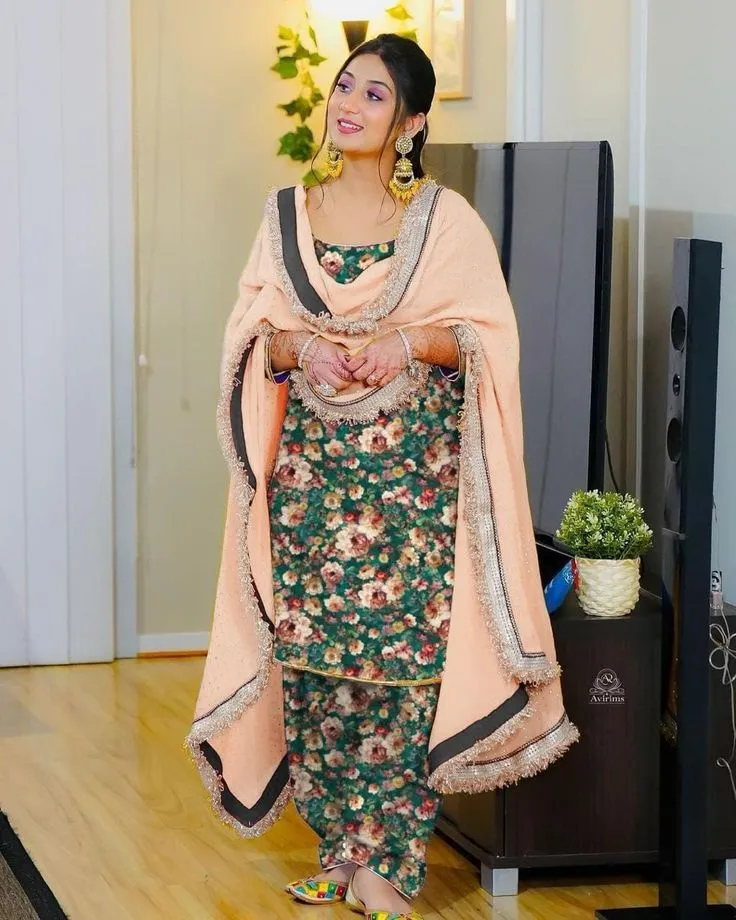 punjabi-girls-dp-1 Punjabi Girls Dp