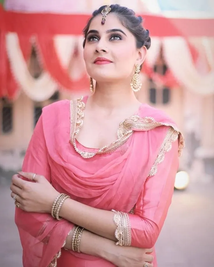 punjabi-girls-dp-3 Punjabi Girls Dp