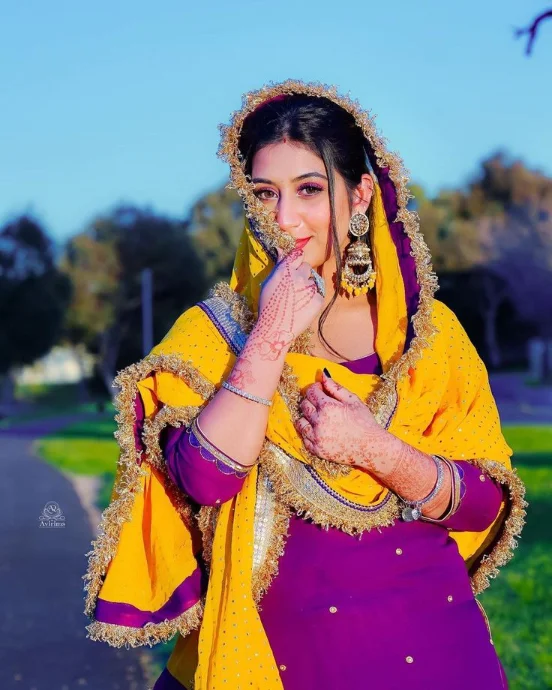 Punjabi Girls Pics
