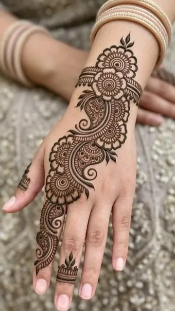 Simple Arabic Mehndi Design Pics