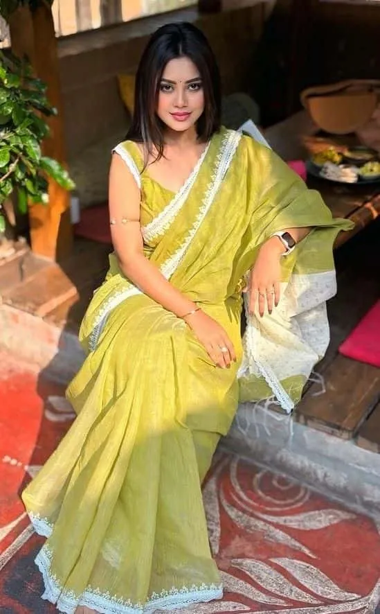 simple-girl-dp-for-instagram-6 Simple Girl Dp For Instagram