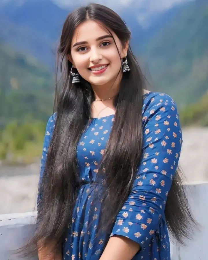 Simple Girl Pic Simple Girl Pic