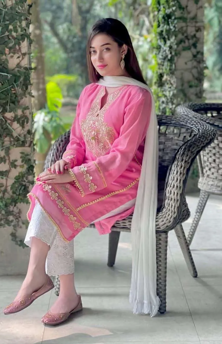 simple-girl-pic-3 Simple Girl Pic