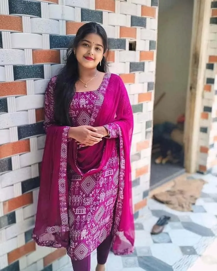 simple-girl-pic-6 Simple Girl Pic