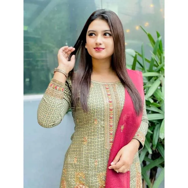 simple-girl-pic-9 Simple Girl Pic
