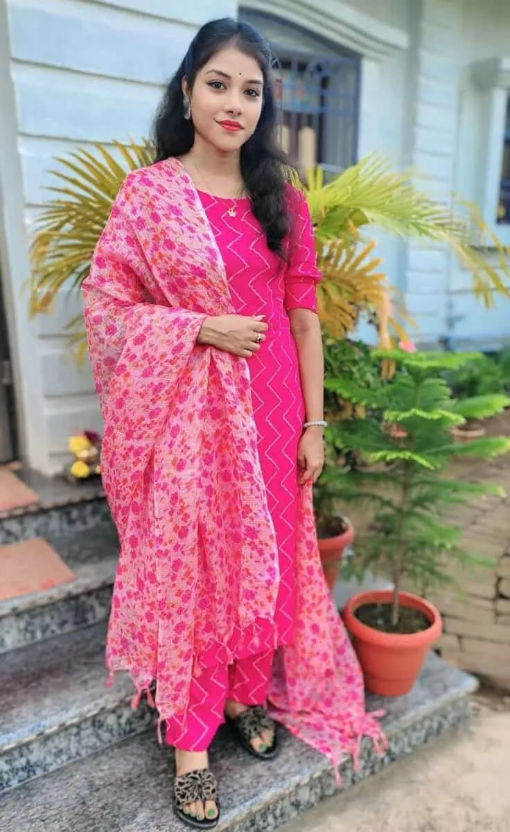 simple-indian-girl-image-1 Simple Indian Girl Image