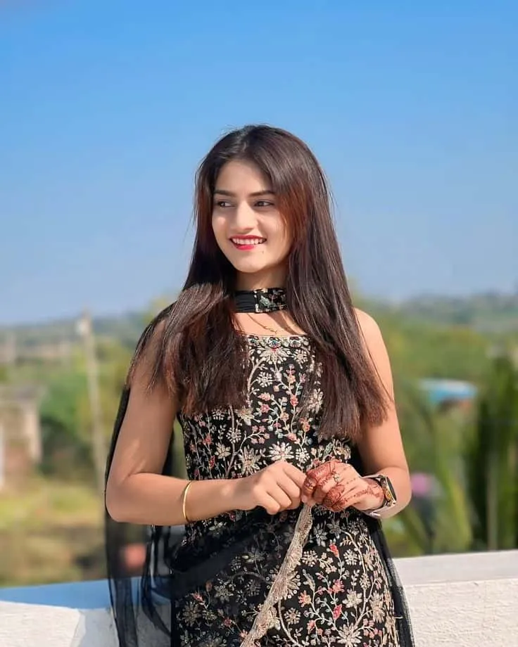 simple-indian-girl-image-9 Simple Indian Girl Image